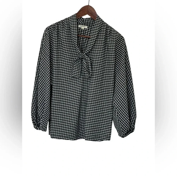 Max Studio Self Tie V neck Blouse, size Small - Picture 3 of 7